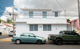 3 Santurce 2 Bedroom 1Bathroom Apt